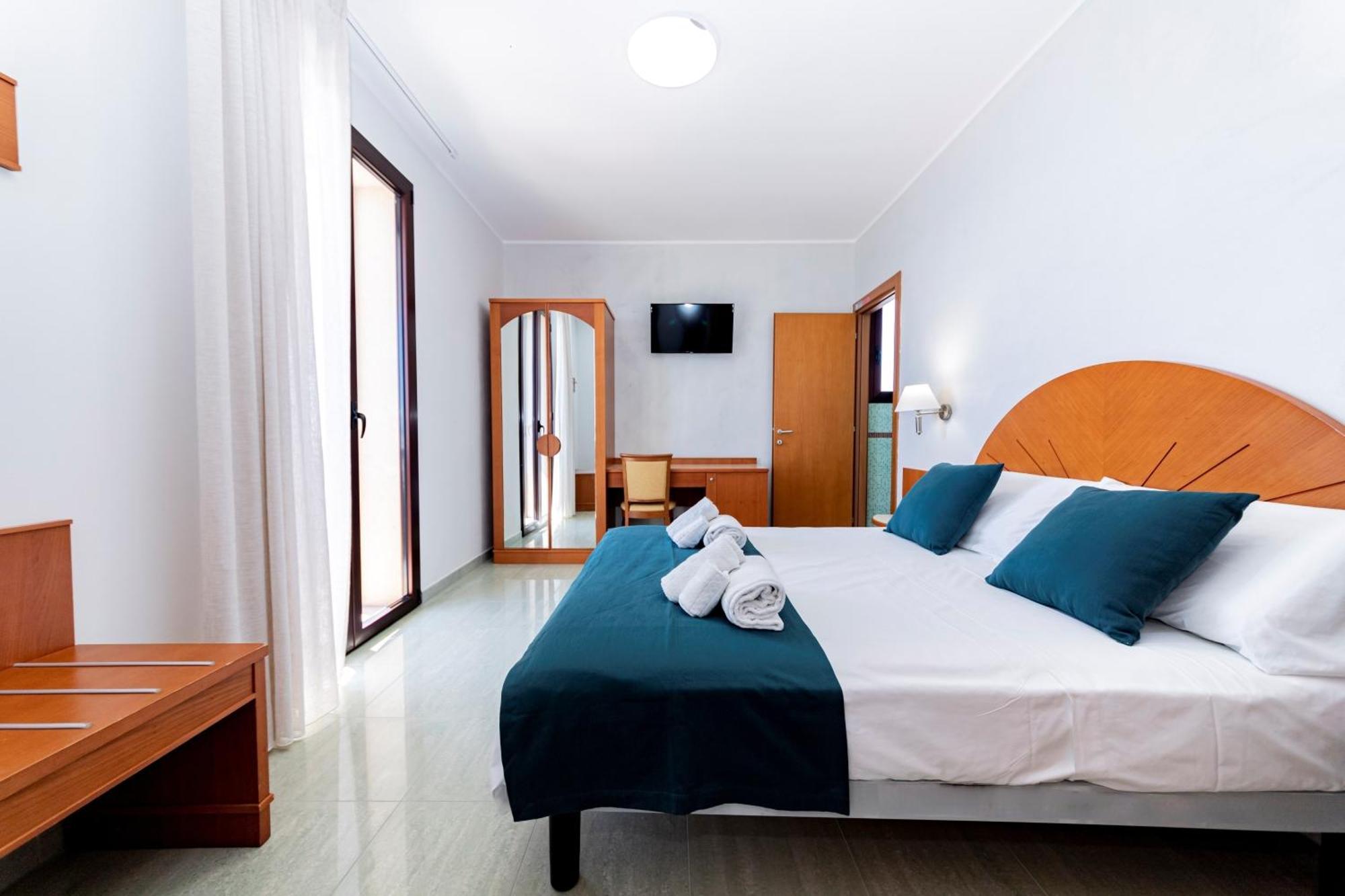 טורה לפילו Hotel Alba מראה חיצוני תמונה