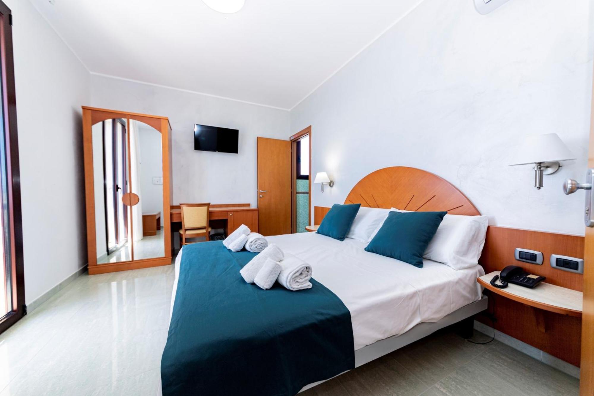 טורה לפילו Hotel Alba מראה חיצוני תמונה