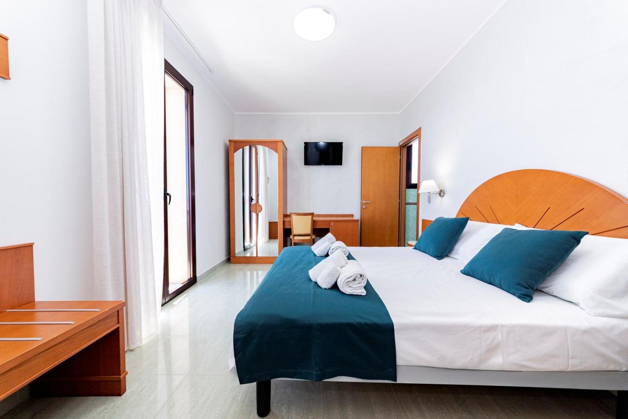 טורה לפילו Hotel Alba מראה חיצוני תמונה