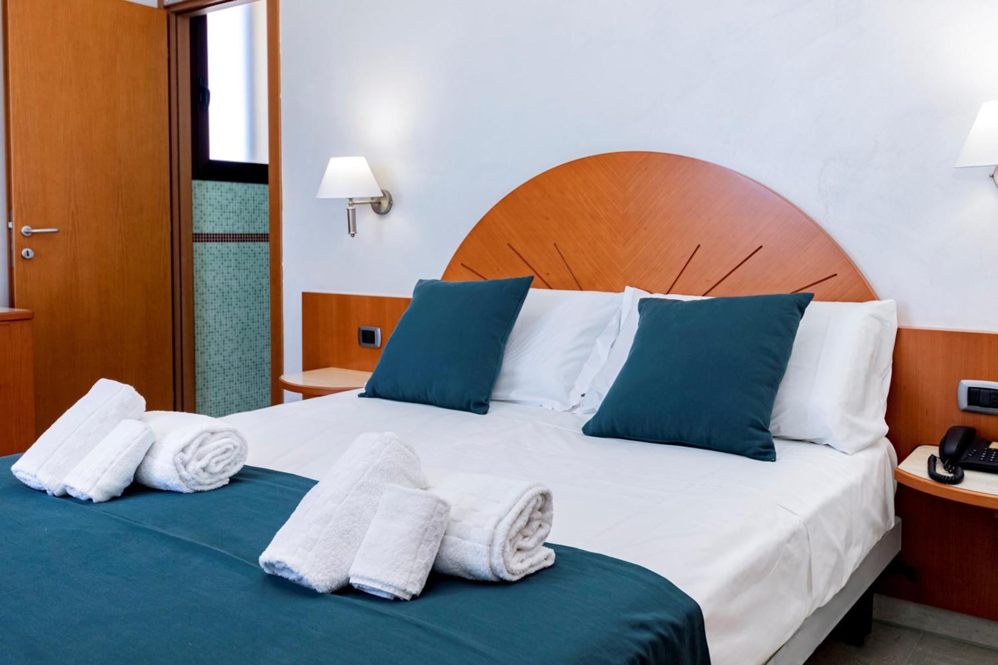 טורה לפילו Hotel Alba מראה חיצוני תמונה