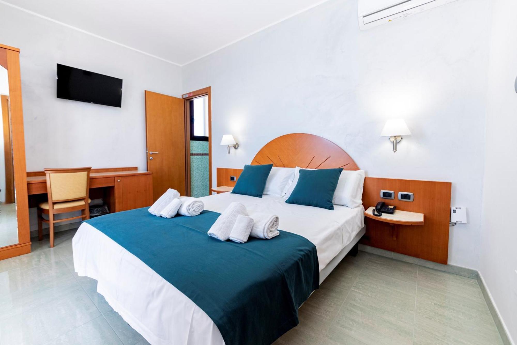 טורה לפילו Hotel Alba מראה חיצוני תמונה