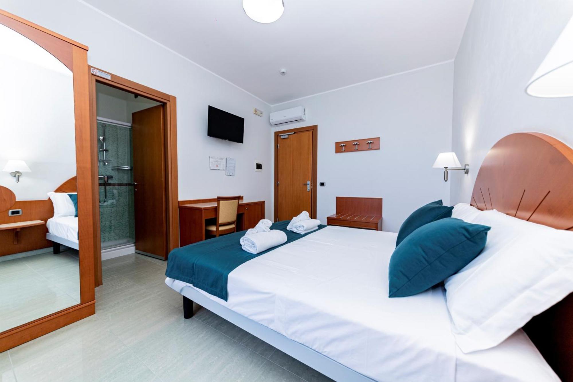 טורה לפילו Hotel Alba מראה חיצוני תמונה