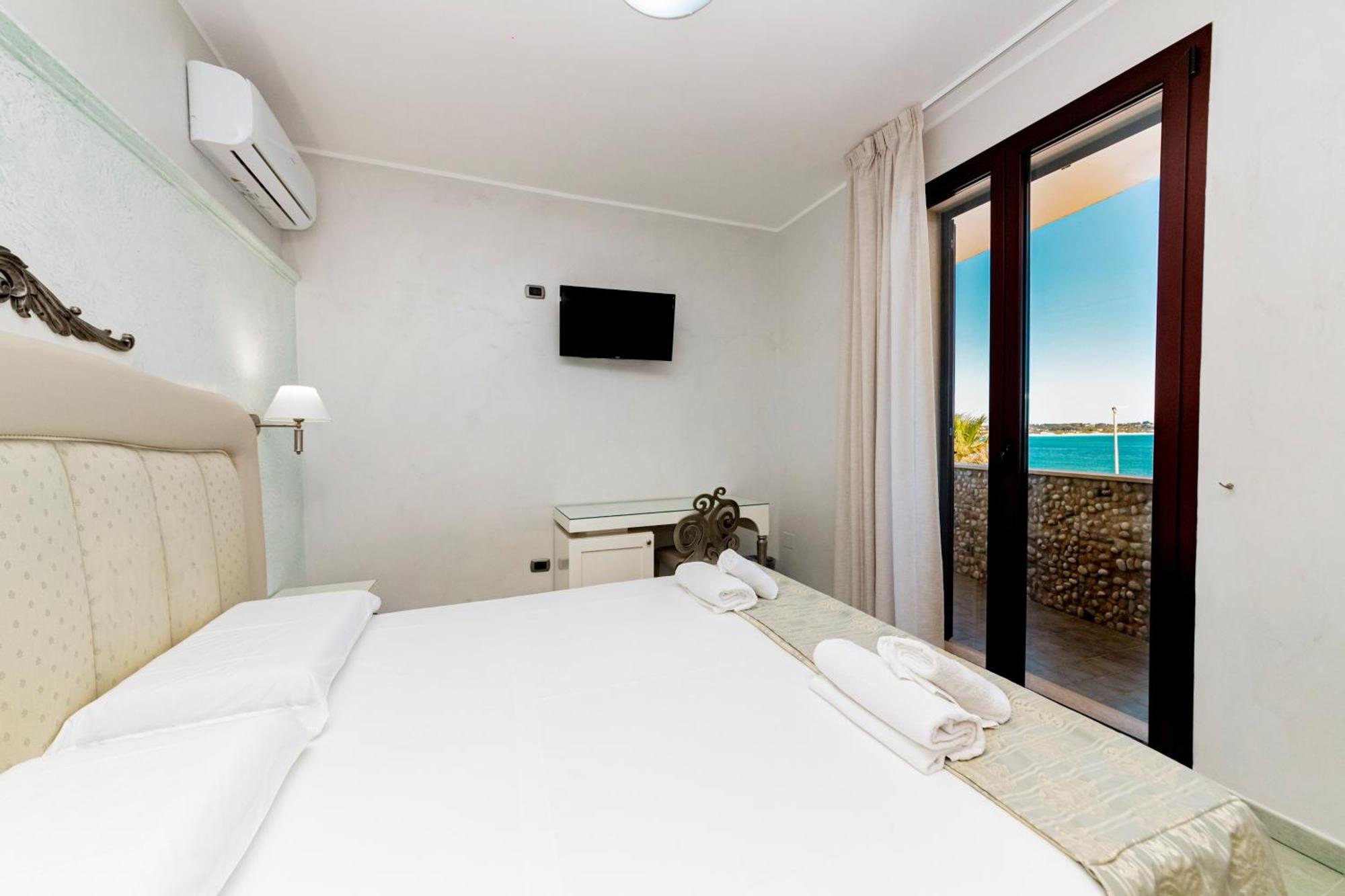 טורה לפילו Hotel Alba מראה חיצוני תמונה