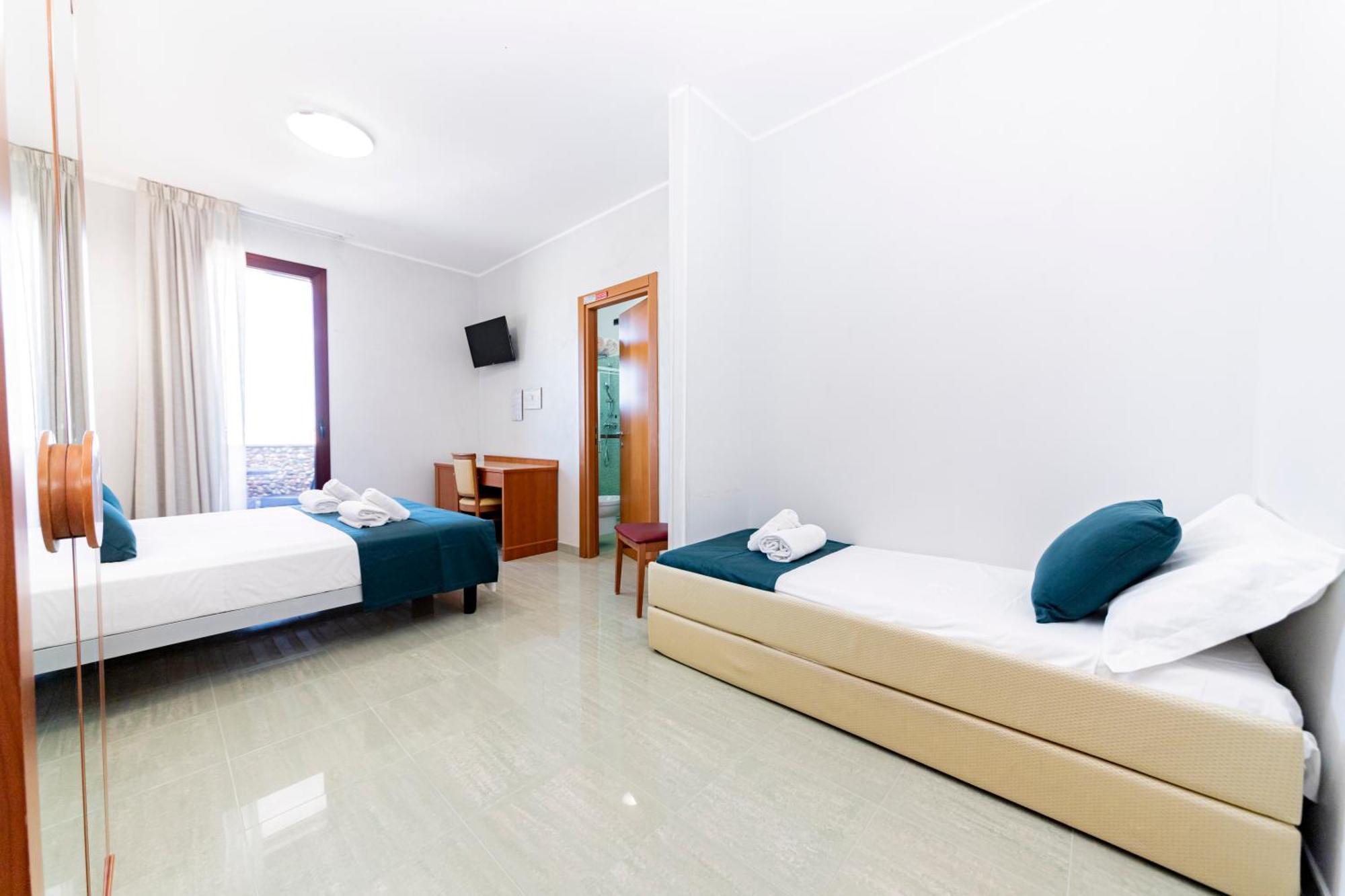 טורה לפילו Hotel Alba מראה חיצוני תמונה