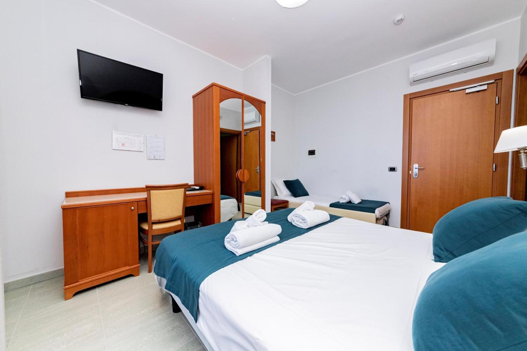 טורה לפילו Hotel Alba מראה חיצוני תמונה