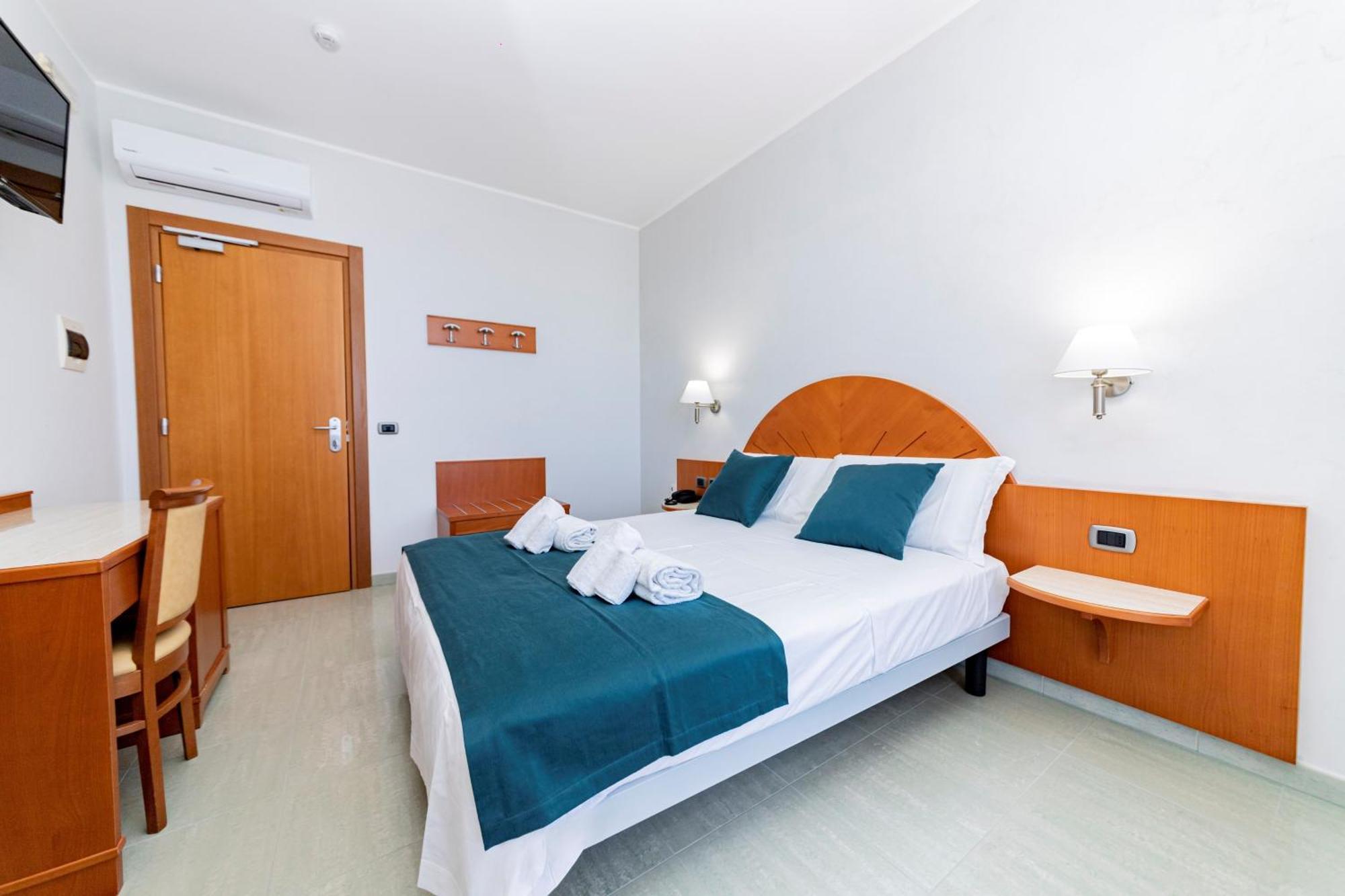 טורה לפילו Hotel Alba מראה חיצוני תמונה